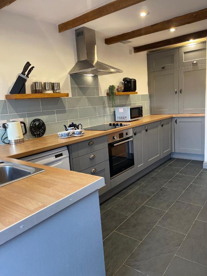 Cilhendre Holiday Cottages - The Dairy Swansea Esterno foto